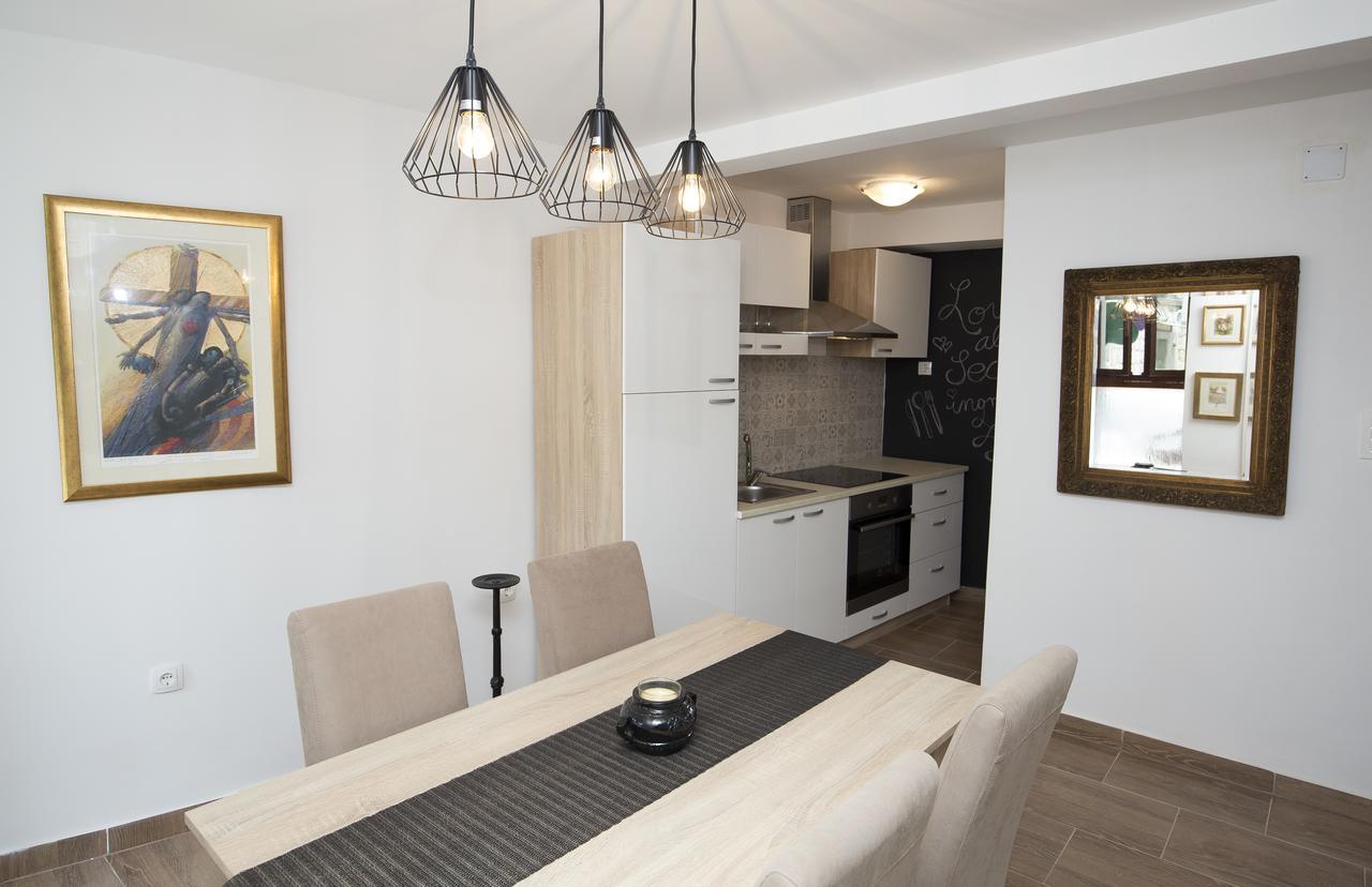 Sweet Apartment City Center Split Bagian luar foto